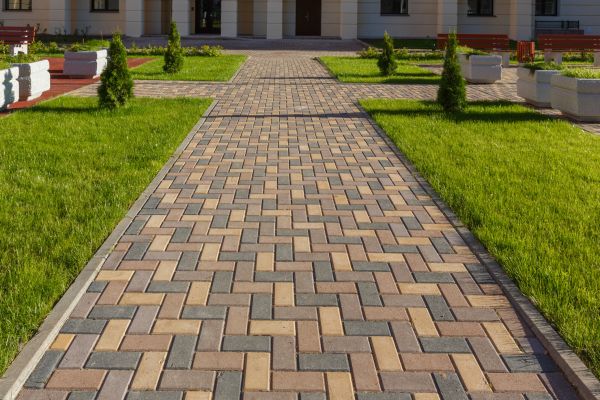 Cost of Paving Stones Installation in Longwood